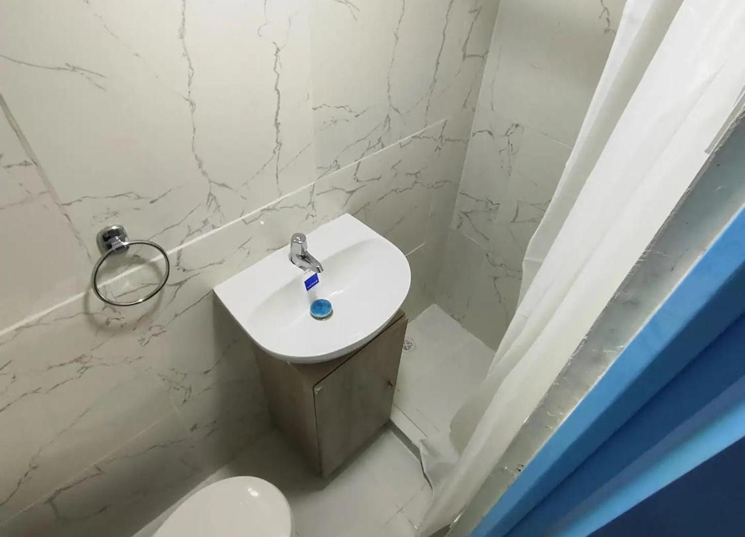 Em3-2g De 4 Hab En Zona Residencial Con Aire Acondicionado Wifi Y Parqueadero Apartamento *
