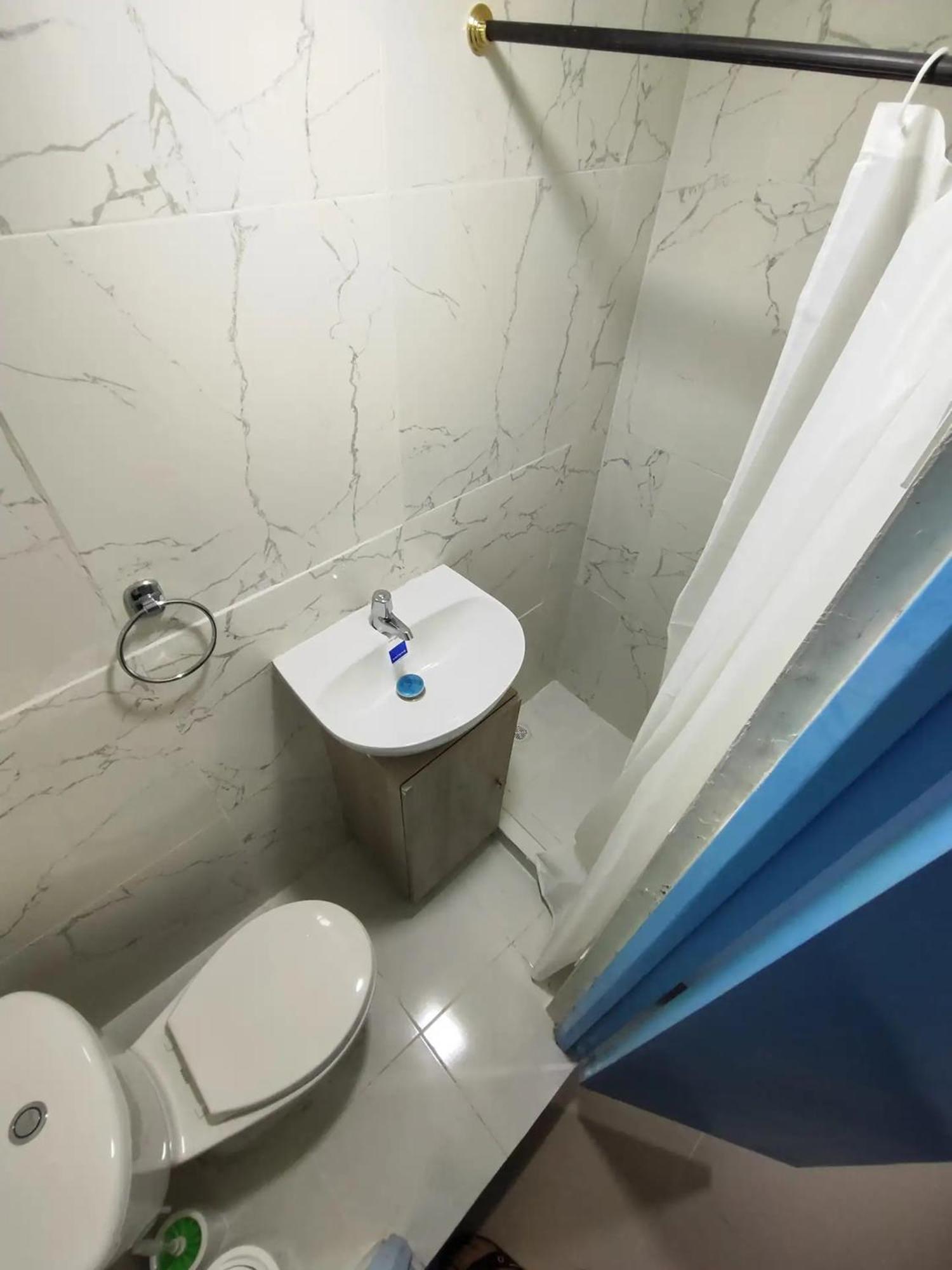 Em3-2g De 4 Hab En Zona Residencial Con Aire Acondicionado Wifi Y Parqueadero Apartamento *