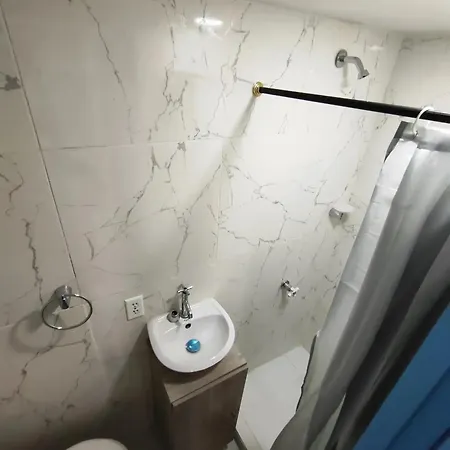 Em3-2g De 4 Hab En Zona Residencial Con Aire Acondicionado Wifi Y Parqueadero Apartment
