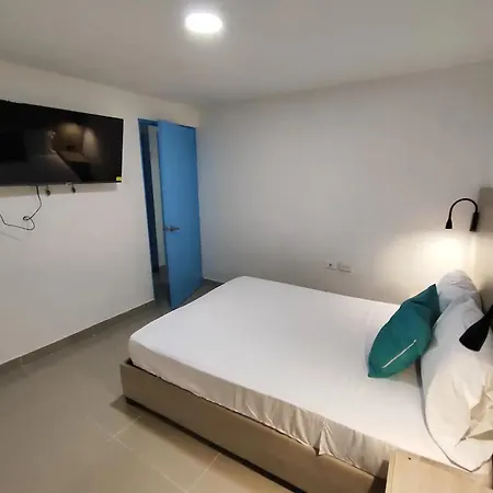 Apartment Em3-2g De 4 Hab En Zona Residencial Con Aire Acondicionado Wifi Y Parqueadero *